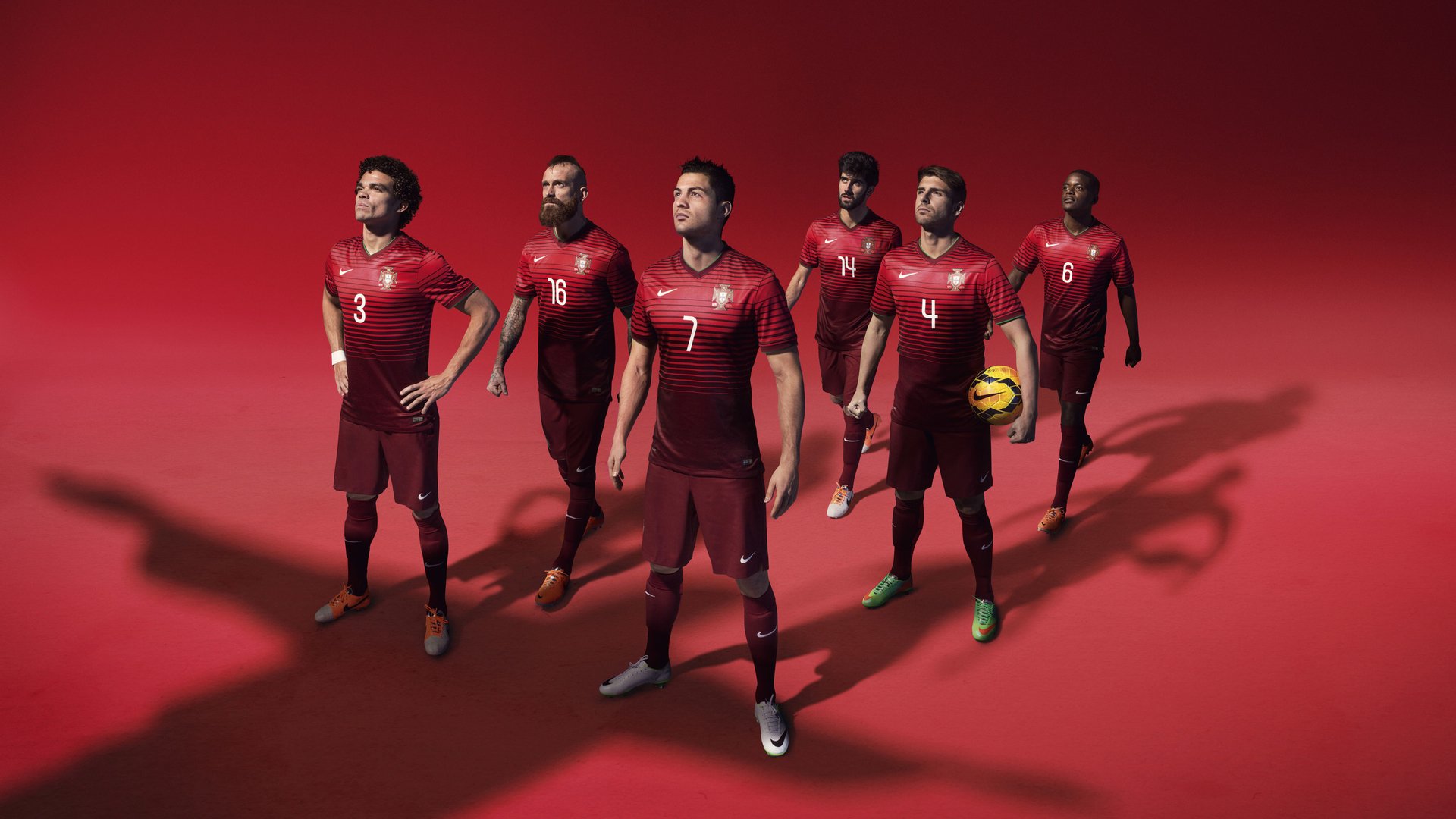 FB体育在线入口-加维封神之夜，当那不勒斯的蓝，在安菲尔德被加泰罗尼亚少年染成红